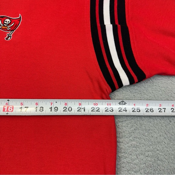 Tampa Bay Buccaneers Shirt Mens Large Red Knit Polo NFL Football Casual Team - Picture 10 of 14